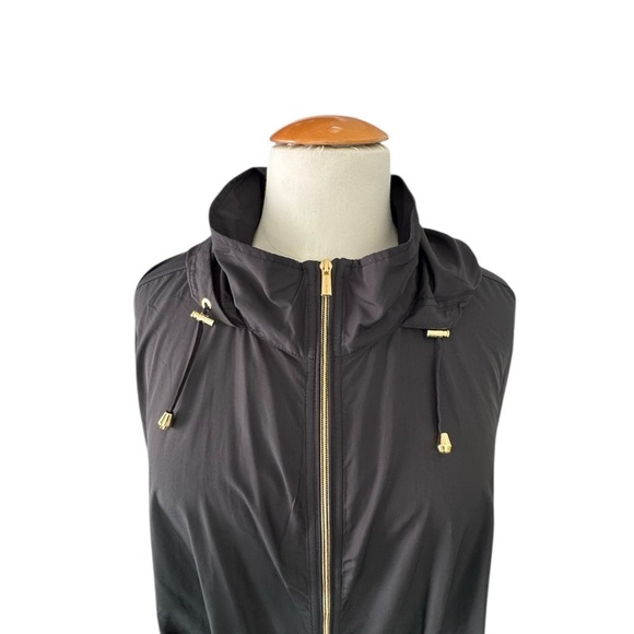Susan Graver Black Zip-Up Cape Poncho Jacket 2X 3X Hooded Gold Hardware H3 - Picture 4 of 9